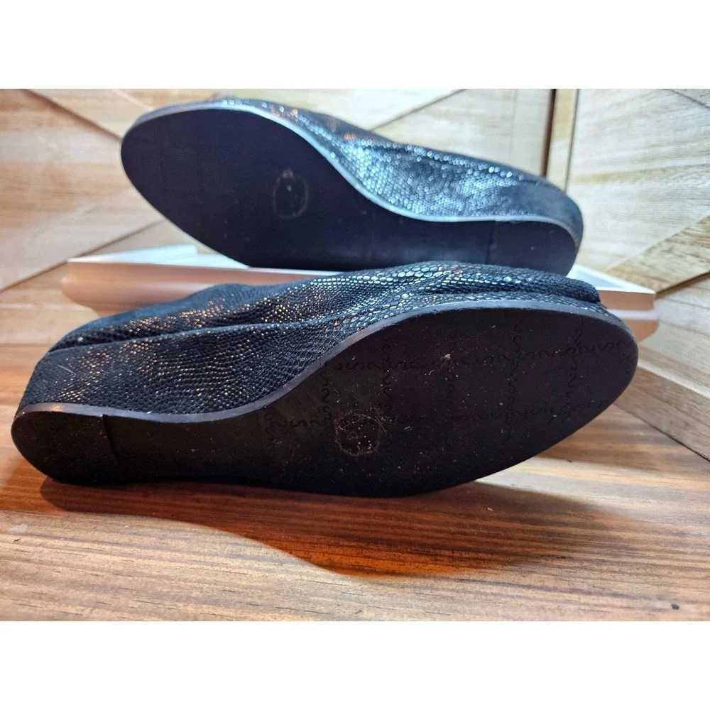 Vaneli Chic‎ Elastic Crossover Comfort Slip On Wedge Heel 8W Black Peep Toe #563